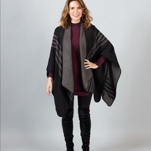 Reversible knit poncho